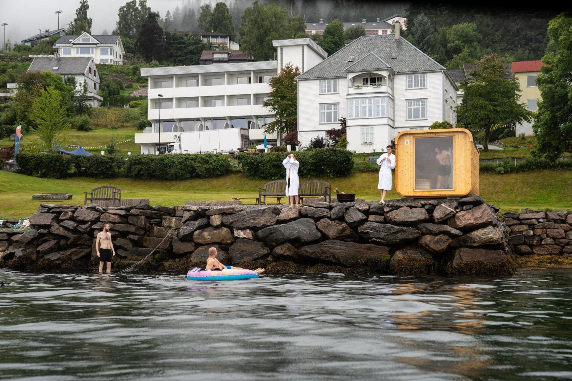 Balestrand Fjordapartments Exterior photo