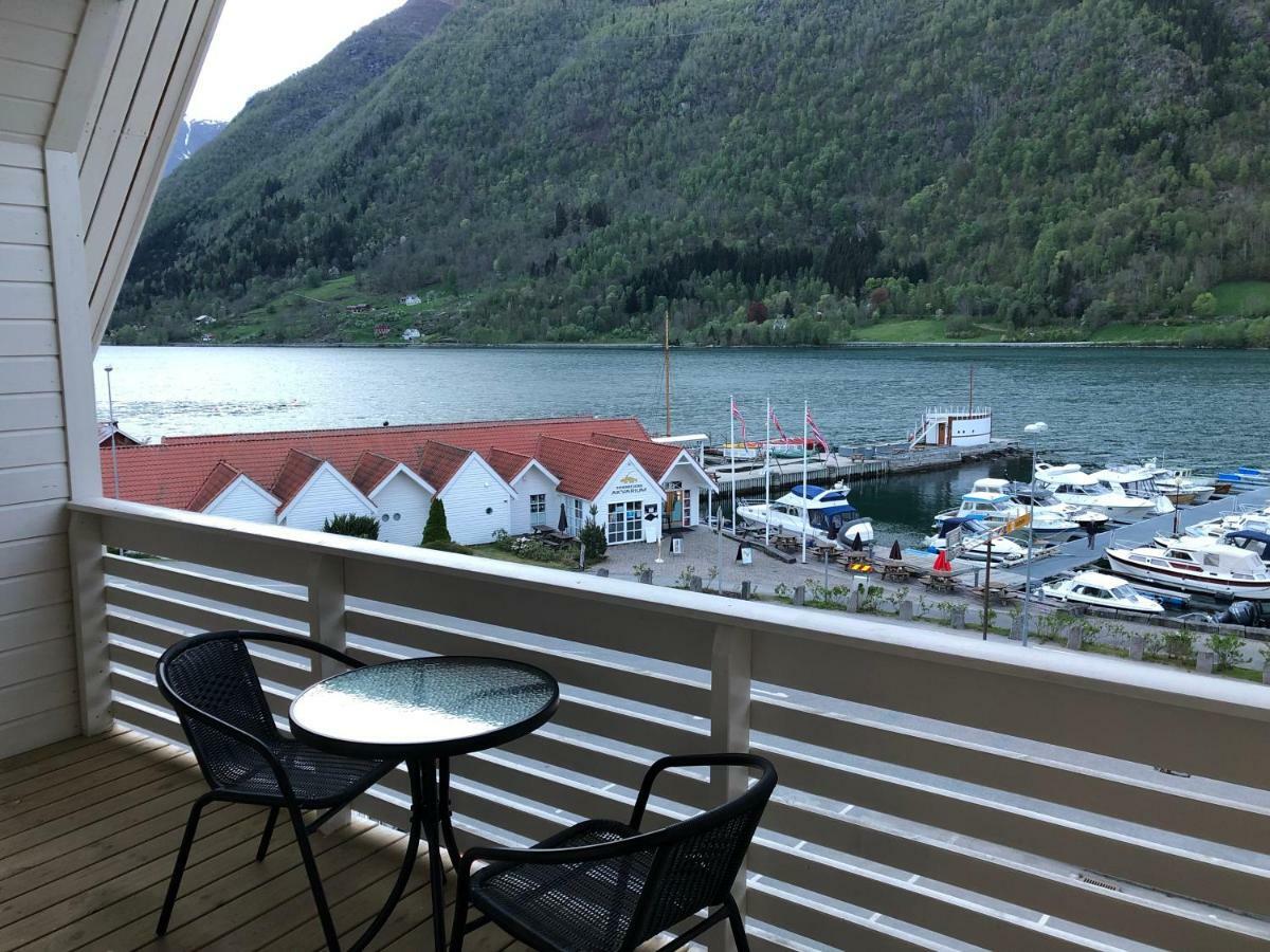 Balestrand Fjordapartments Exterior photo